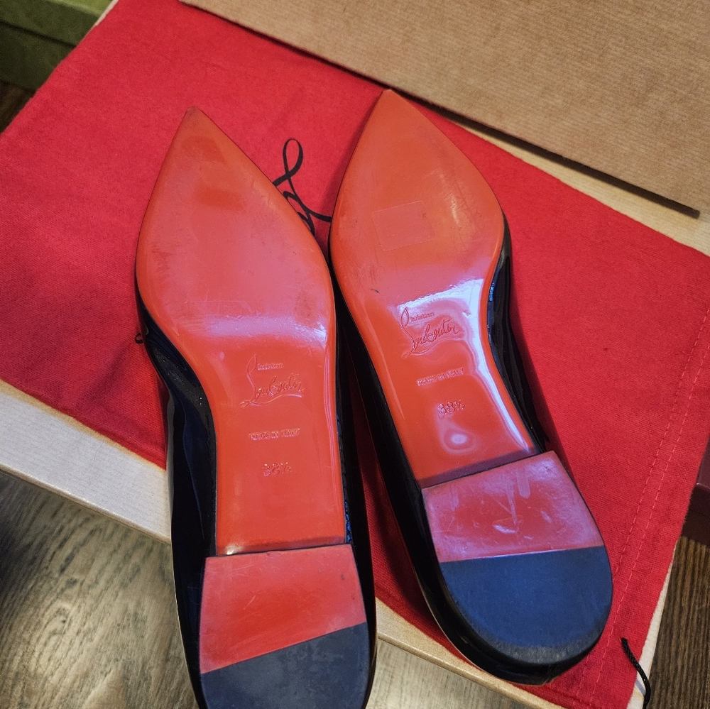 Christian Louboutin HOT CHICKITA Scallop Patent Ballerina Flats Black -Size 38.5 - Picture 7 of 9